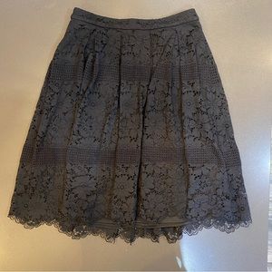 **FINAL PRICE** KARL LAGERFELD Lace Skirt